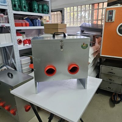 מתקן האכלה חסכוני לתרנגולות 10 קג