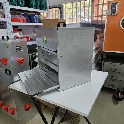 מתקן האכלה אוטומטי לתרנגולות 10 קג